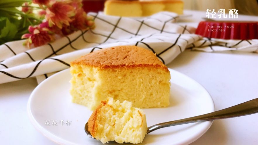 Easy Light Cheesecake Recipe: Fluffy & Creamy with No Cracks!