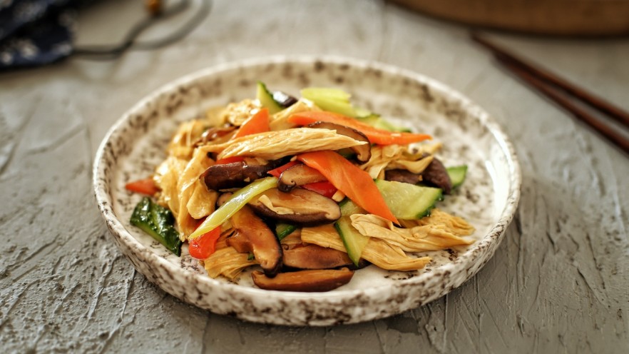 Vegetable and Mushroom Braised Yuba Recipe: Easy, Nutritious, and Flavorful