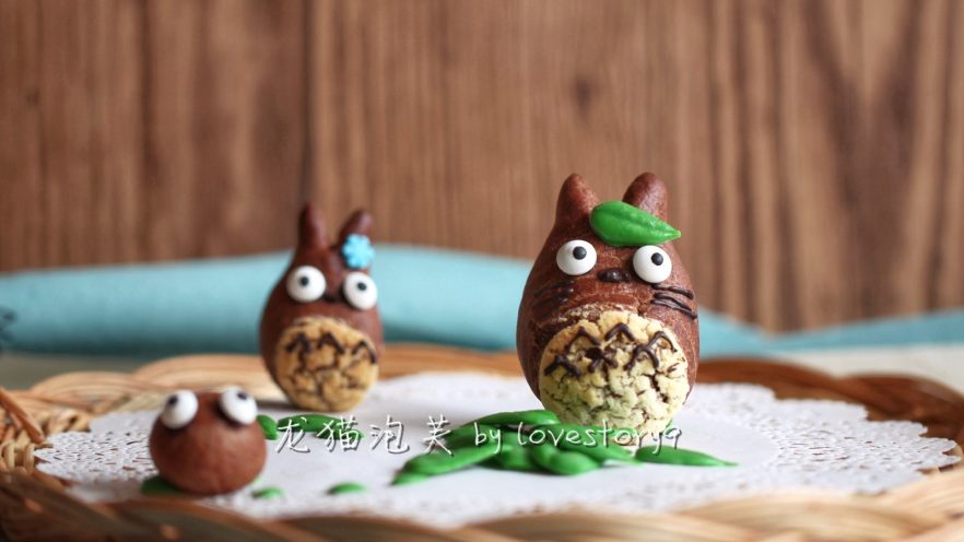 Totoro Cream Puffs Recipe: How to Make Adorable & Delicious Totoro-Shaped Puffs at Home