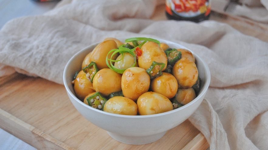 Teriyaki Golden Eggs Recipe: How to Make Tea-Infused Quail Egg Delicacy
