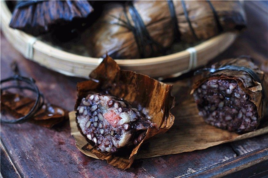 Xiangxi Bamboo Shell Bacon Zongzi: A Mouthwatering Hunan Specialty You Can’t Miss