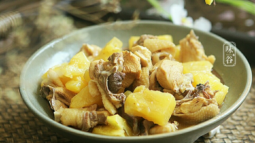 Easy Pineapple Chicken Recipe: Sweet-Savory Stir-Fry for Busy Weeknights